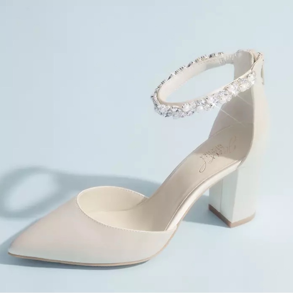 Jewel Badgley Mischka Cream Heels with Embellished Strap
